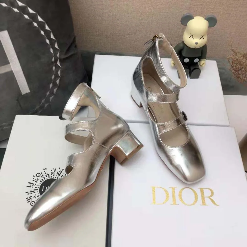 Dior D-Doll Pump Silver for Women in Tone Shiny Laminated Calfskin Dior D-Doll Pump Silver for Women in Tone Shiny Laminated Calfskin