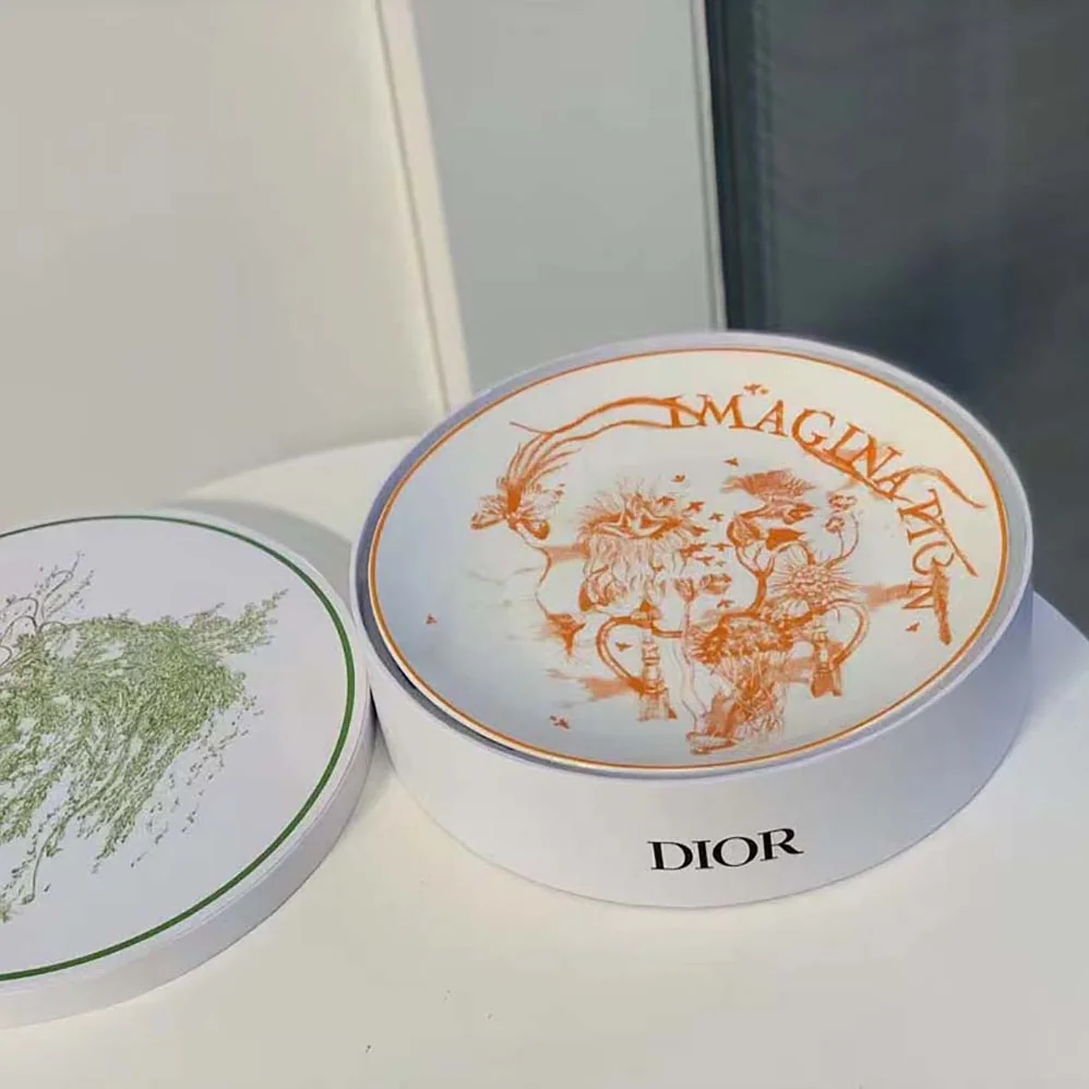 Dior Set of 4 Dinner Plates Multicolor ABCDIOR Imagination, Danse, Constellation, Rêve for Unisex Dior Set of 4 Dinner Plates Multicolor ABCDIOR Imagination, Danse, Constellation, Rêve for Unisex