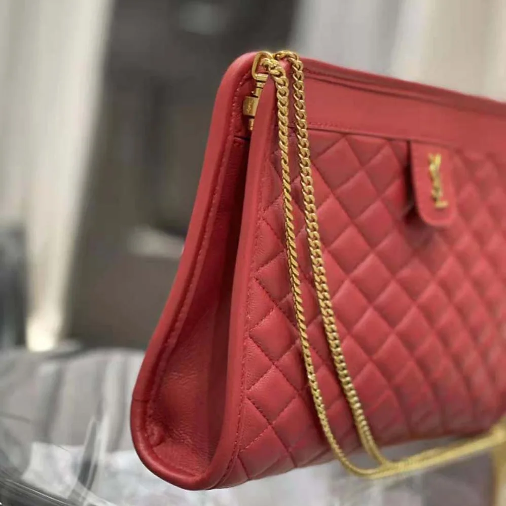 Saint Laurent YSL Victoire Baby Clutch in Leather for Women in Red