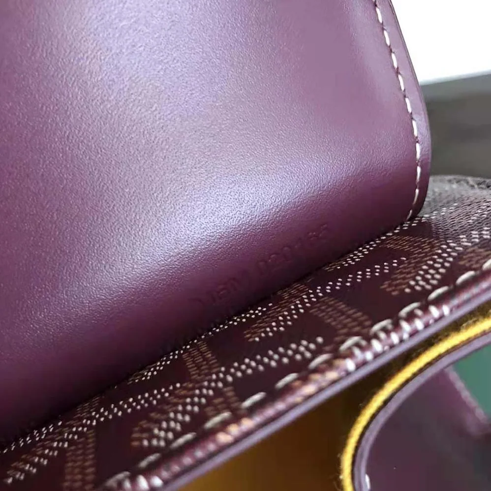 Goyard Sac Saïgon PM in Toile Goyardine & Clamecy Calfskin for Women in Maroon Goyard Sac Saïgon PM in Toile Goyardine & Clamecy Calfskin for Women in Maroon