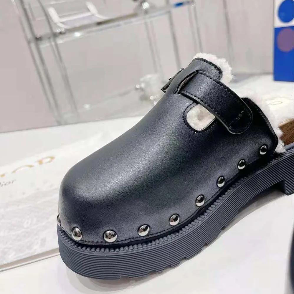 Dior Diorquake Clog Black Calfskin and White Shearling for Women