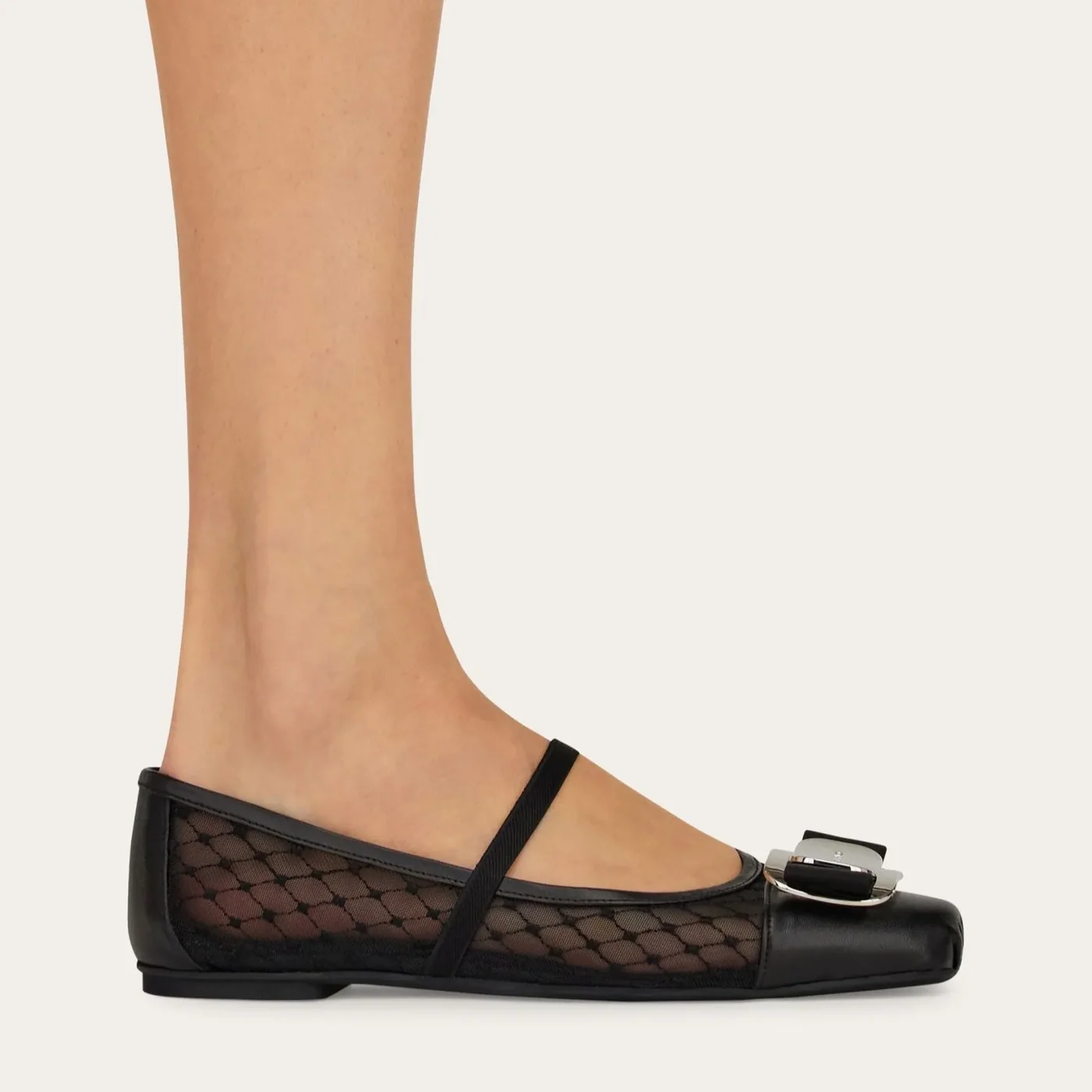 Ferragamo Vara Ballet Flats Black 01J853 Ferragamo Vara Ballet Flats Black 01J853