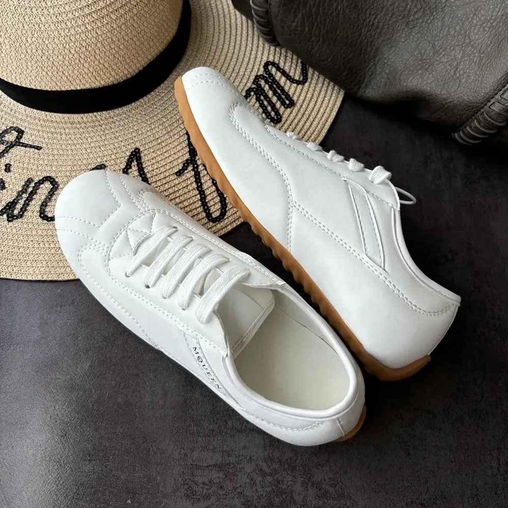 Alexander Mcqueen Boxe Sneaker in Off White for Unisex