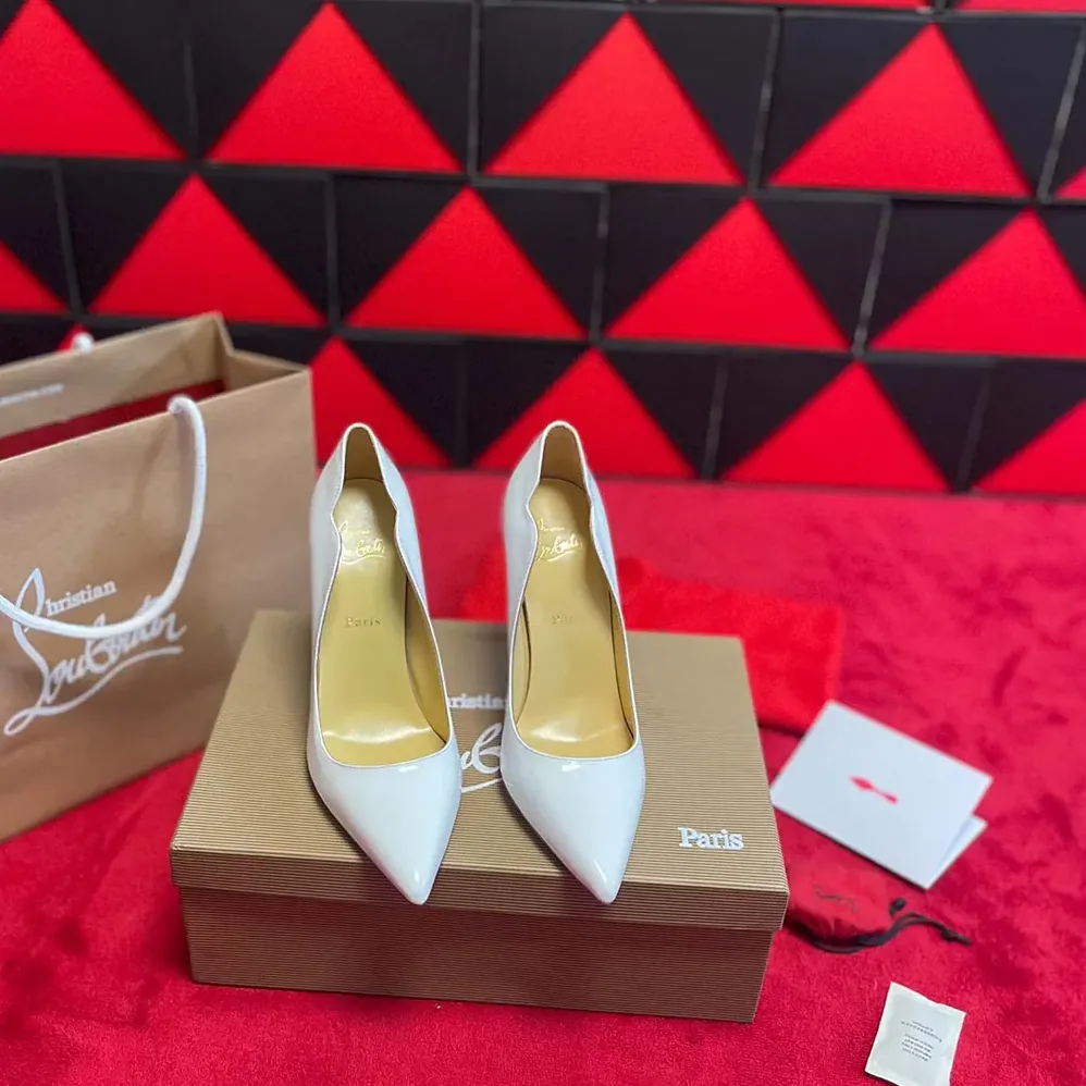 Christian Louboutin Hot Chick 100 mm Pumps Patent Calf Leather White for Women Christian Louboutin Hot Chick 100 mm Pumps Patent Calf Leather White for Women