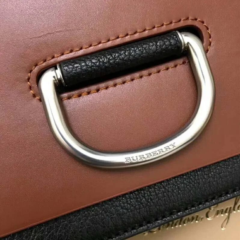 Burberry The Small Leather D-Ring Bag for Women in Brown Burberry The Small Leather D-Ring Bag for Women in Brown