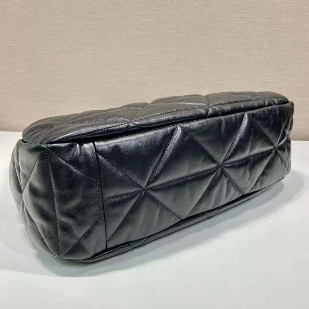 Prada Large Topstitched Nappa-Leather Bag for Women in Black