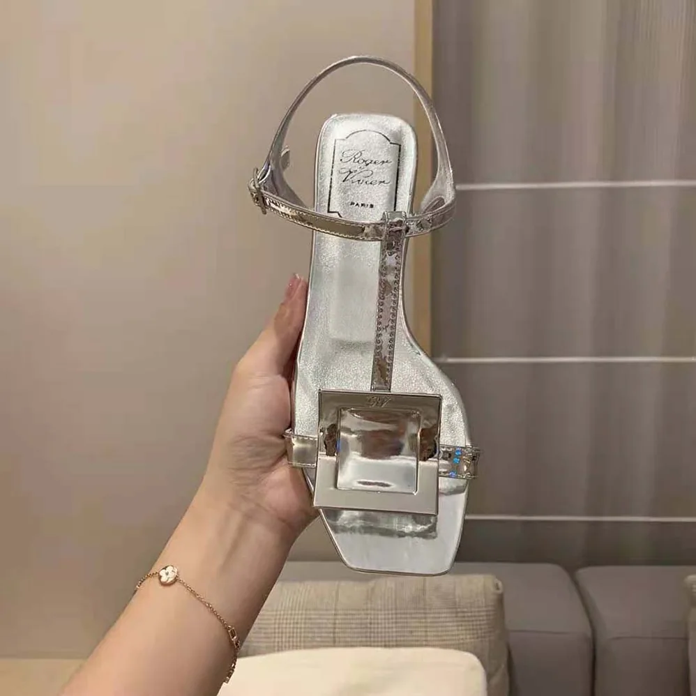 Roger Vivier Bikiviv' Metal Buckle Sandals in Leather for Women in Silver Roger Vivier Bikiviv' Metal Buckle Sandals in Leather for Women in Silver