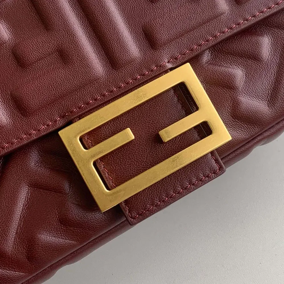 Fendi Medium Baguette Maroon Leather Bag for Women