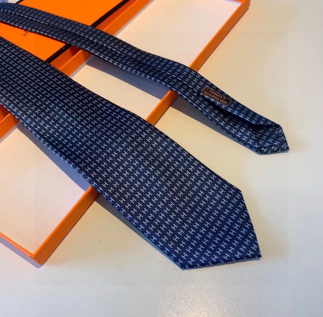 Hermes Faconnee H Bicolore Tie Marine/Bleu Hermes Tie 17 for Men Hermes Faconnee H Bicolore Tie Marine/Bleu Hermes Tie 17 for Men