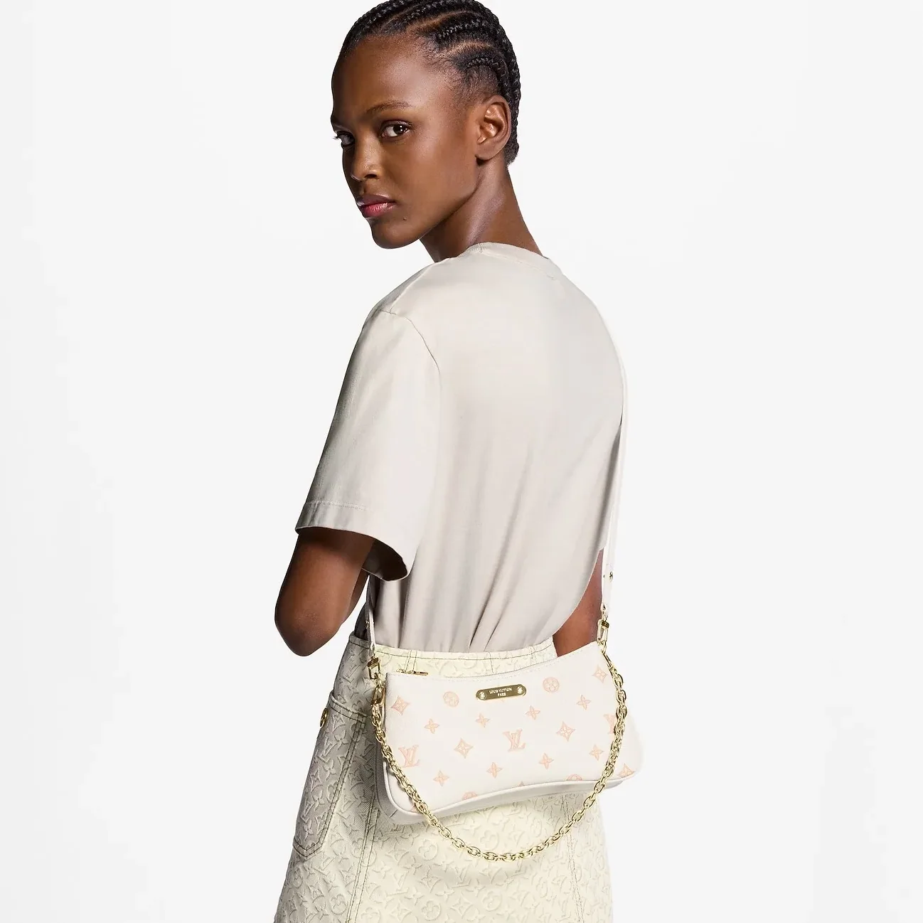Louis Vuitton Pochette Liv Shoulder Bag / Milky White/ Peach Gold Hardware