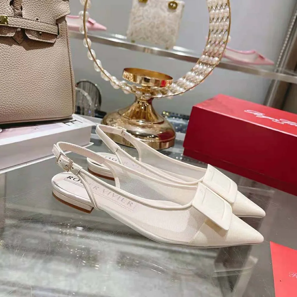 Roger Vivier Gommettine Net Lacquered Buckle Slingback Ballerinas in Fabric for Women in White