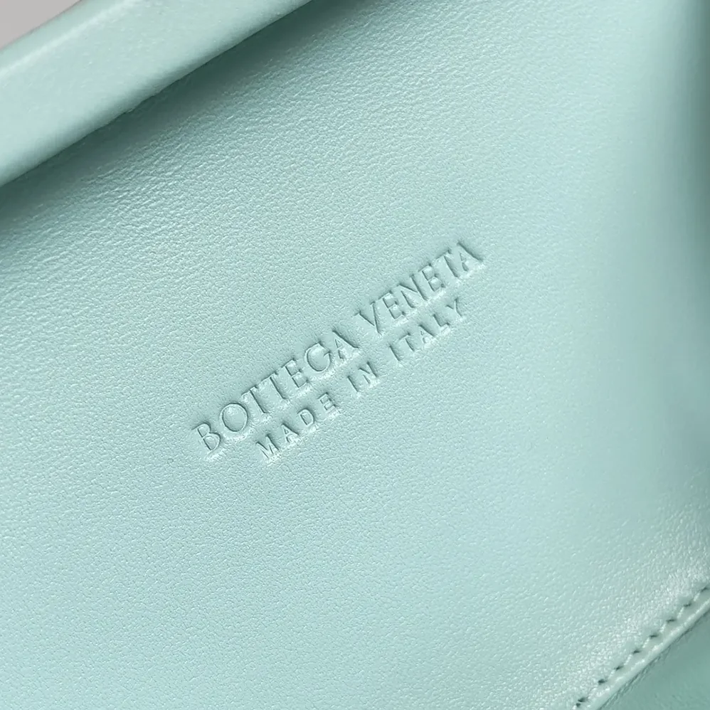 Bottega Veneta Knot Minaudière Clutch in Calfskin Leather for Women in Light Blue Bottega Veneta Knot Minaudière Clutch in Calfskin Leather for Women in Light Blue