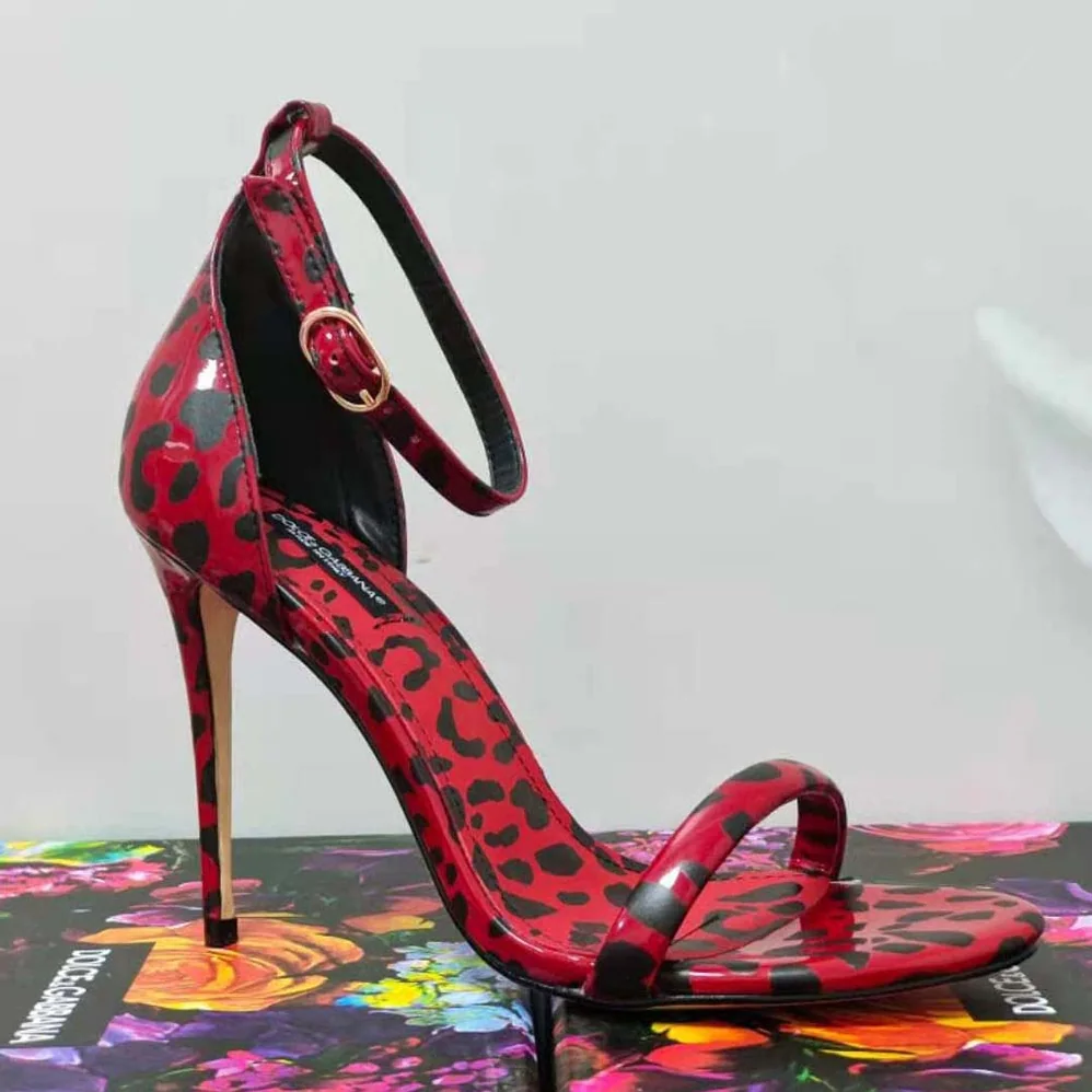 Dolce Gabbana D&G Sandals in Red Leopard for Women in Print Patent Leather