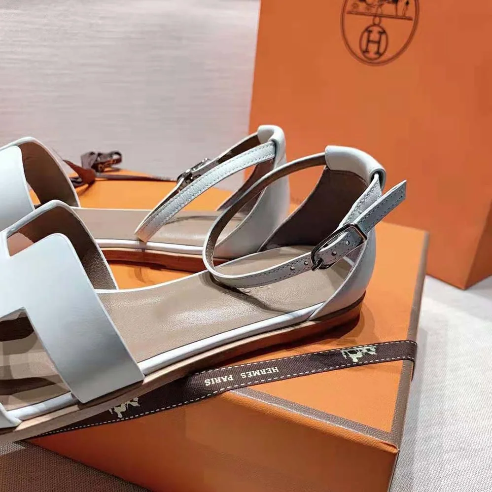 Hermes Santorini Sandal in Calfskin Leather for Women in White Hermes Santorini Sandal in Calfskin Leather for Women in White