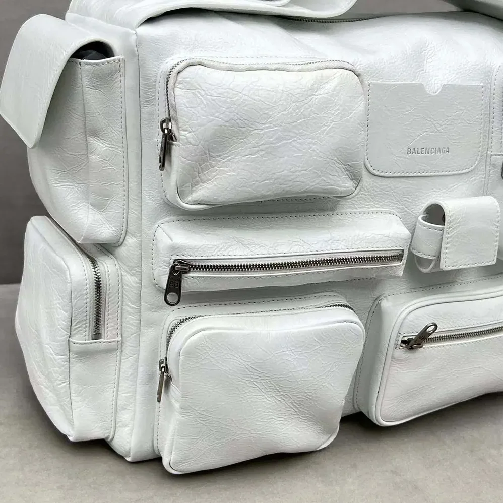Balenciaga Superbusy Large Sling Bag in White for Women Balenciaga Superbusy Large Sling Bag in White for Women