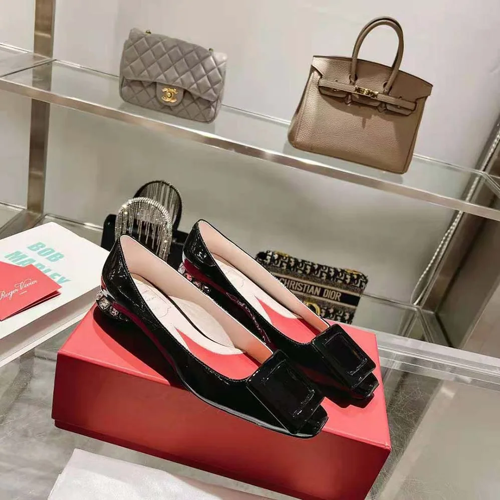 Roger Vivier Strass Heel Covered Buckle Ballerinas in Nappa Leather for Women in Black Roger Vivier Strass Heel Covered Buckle Ballerinas in Nappa Leather for Women in Black