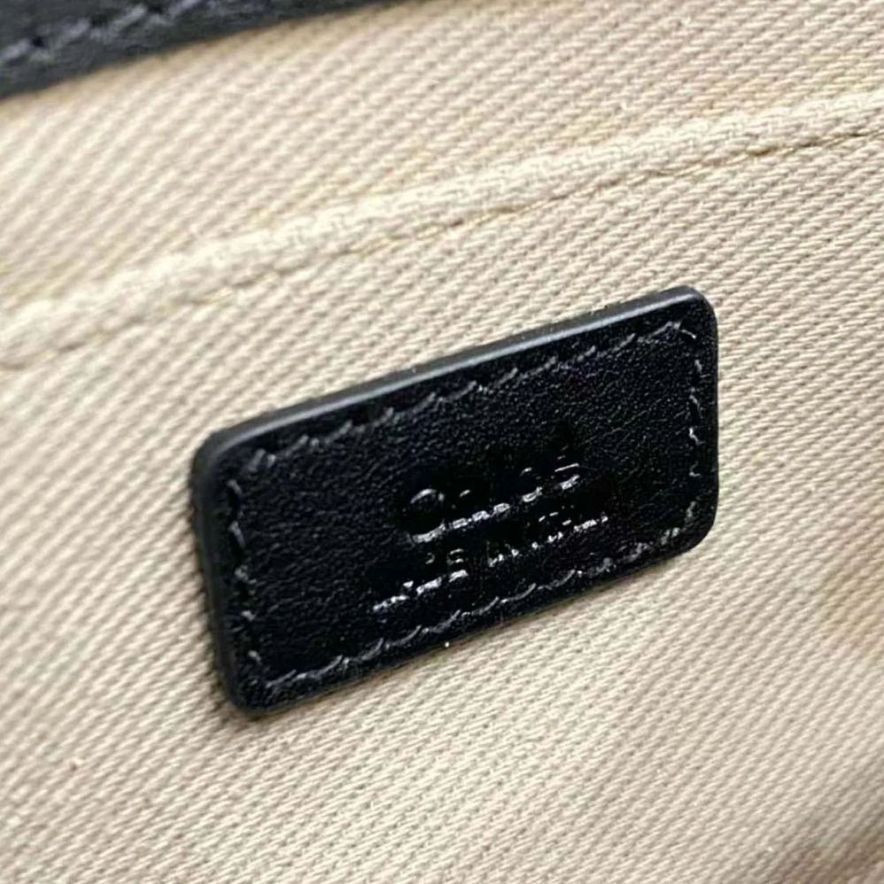 Chloe Mini Woody Tote Bag with Embroidered Chloé Logo for Women in Black Chloe Mini Woody Tote Bag with Embroidered Chloé Logo for Women in Black