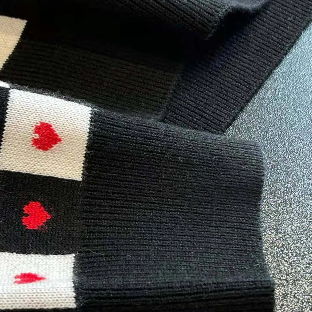 Dior Dioramour Sweater Black White and Red D-Chess Heart Double-Sided Technical Cashmere Knit and Wool for Women Dior Dioramour Sweater Black White and Red D-Chess Heart Double-Sided Technical Cashmere Knit and Wool for Women