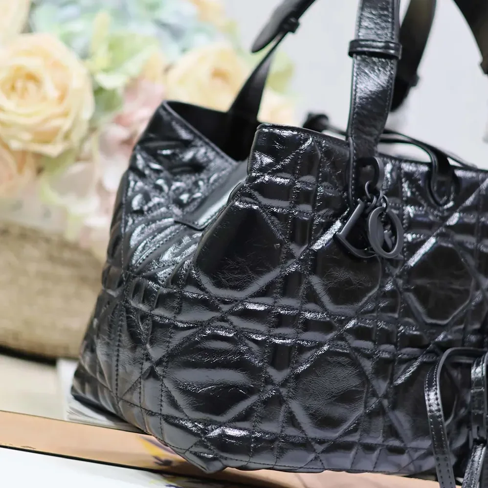 Dior Medium Dior Toujours Bag Black Macrocannage Crinkled Calfskin for Women Dior Medium Dior Toujours Bag Black Macrocannage Crinkled Calfskin for Women