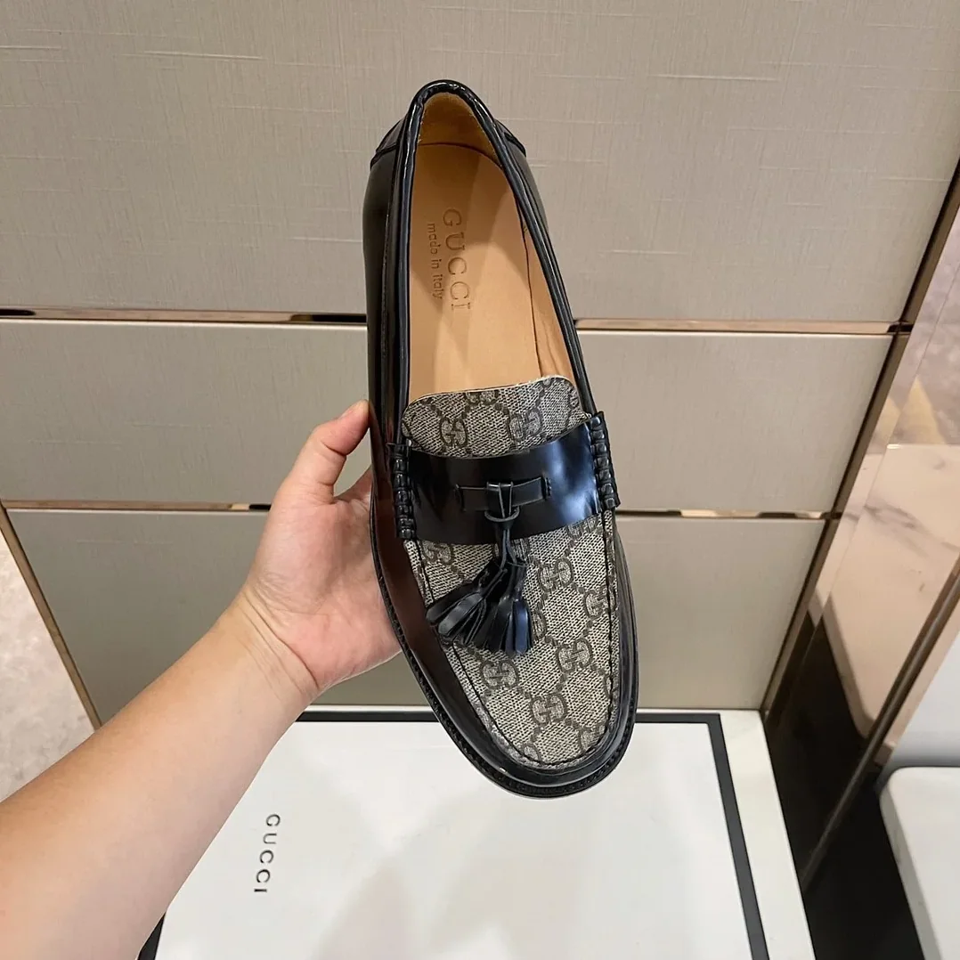 Gucci GG Loafers Horsebit With Tassel Black And Beige for Men Gucci GG Loafers Horsebit With Tassel Black And Beige for Men