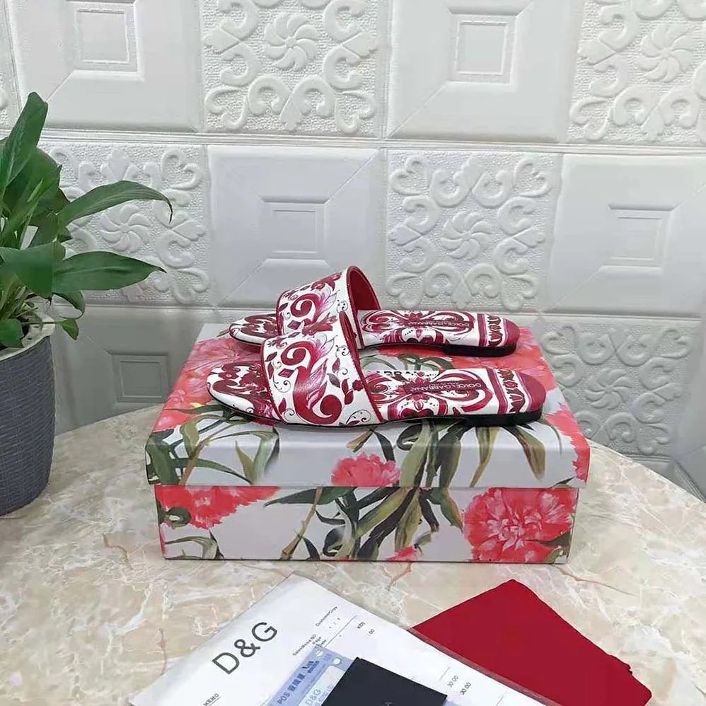 Dolce Gabbana D&G Printed Canvas Slides for Women in Red Dolce Gabbana D&G Printed Canvas Slides for Women in Red