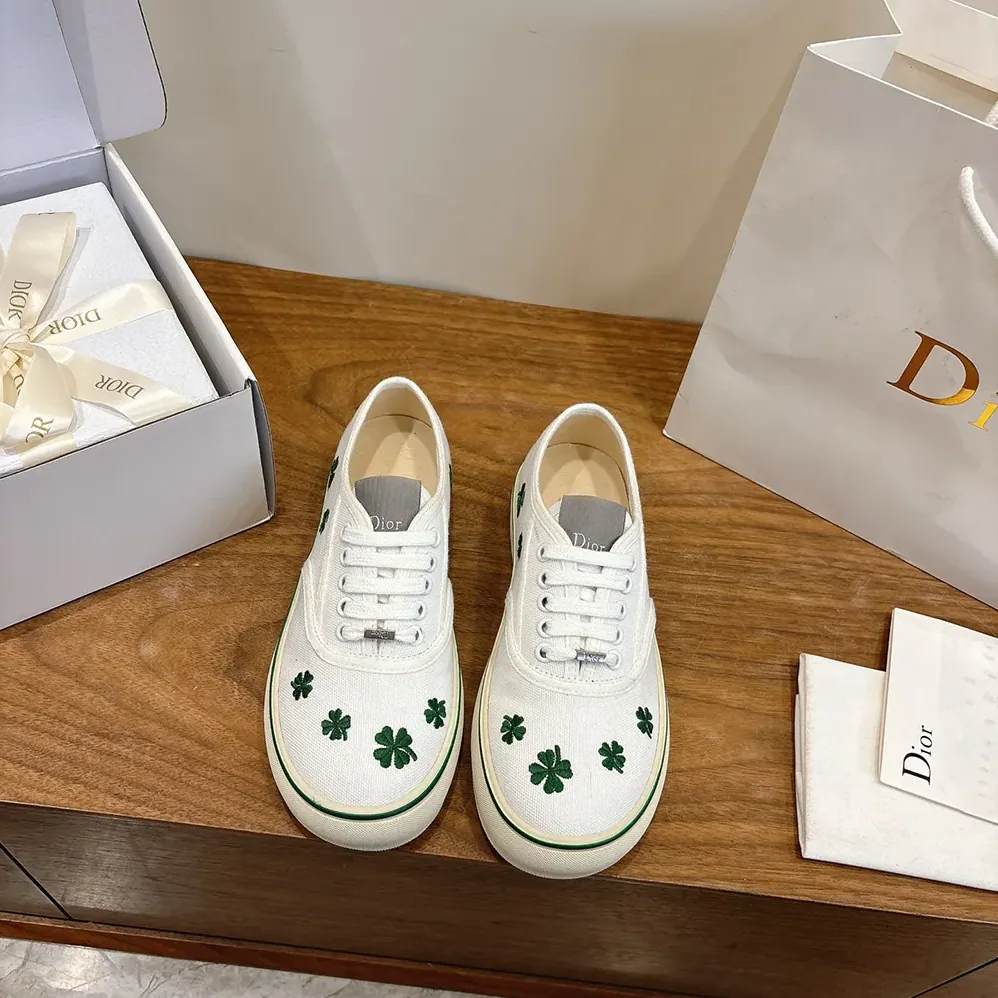 Dior Saltwind Sneaker White Cotton Embroidered with Bright Green Dior Clover Motif for Unisex