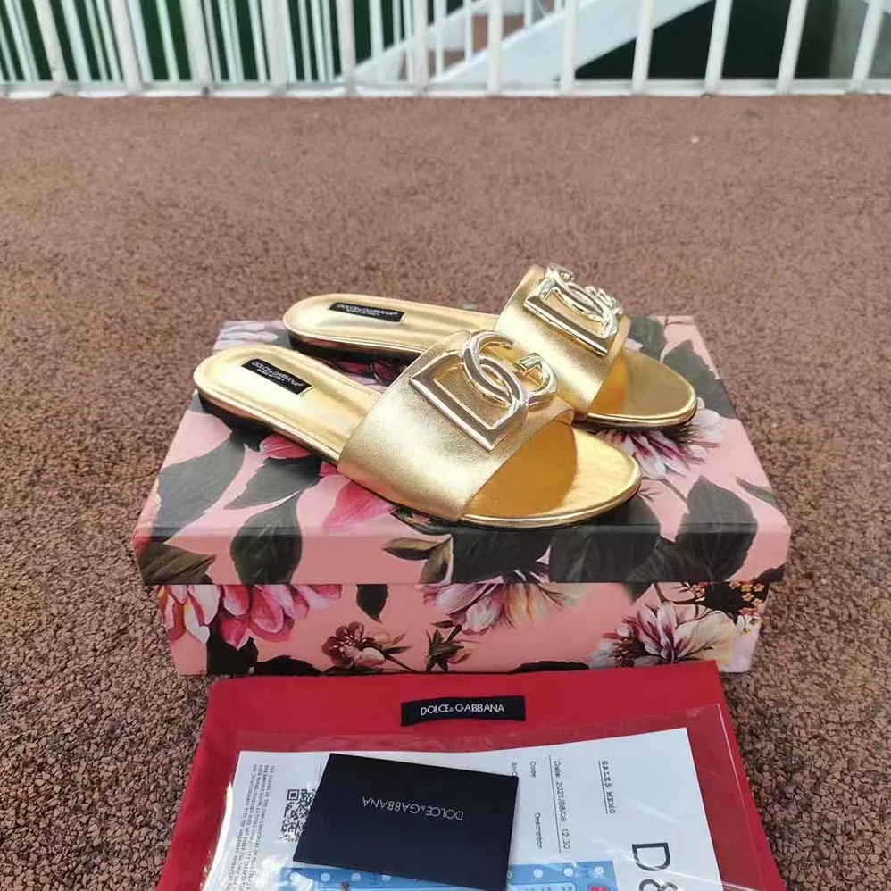 Dolce Gabbana D&G Nappa Mordore Slides with DG Logo for Women