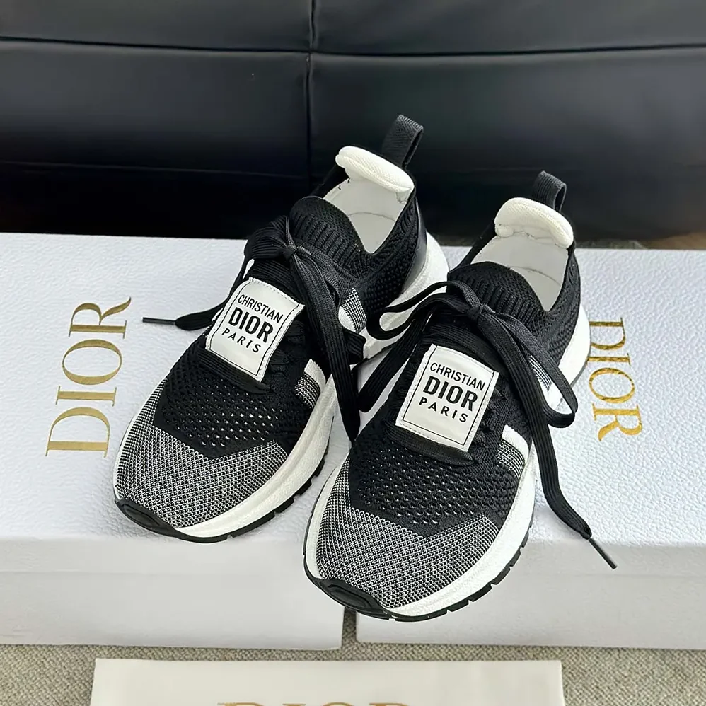 Dior Run'n'Dior Sneaker Black and White Technical Mesh for Unisex Dior Run'n'Dior Sneaker Black and White Technical Mesh for Unisex