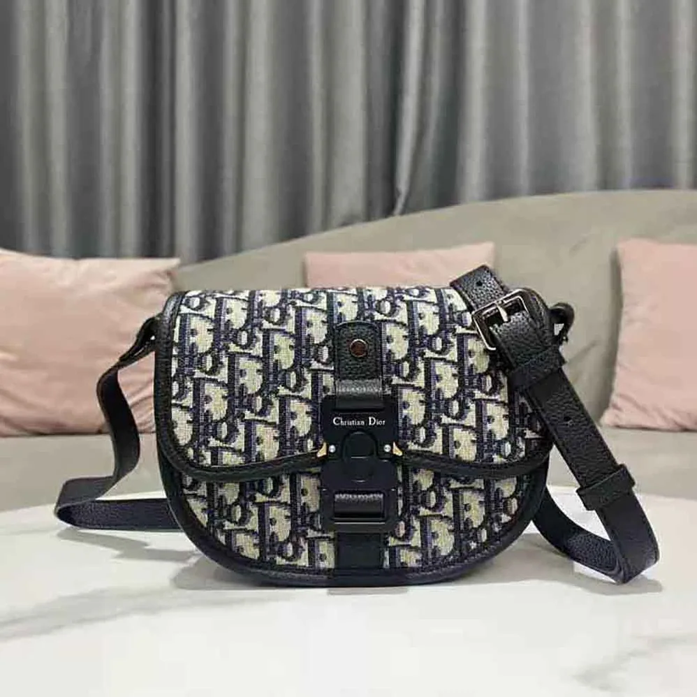 Dior Gallop Messenger Bag Beige and Black Dior Oblique Jacquard and Black Grained Calfskin for Men