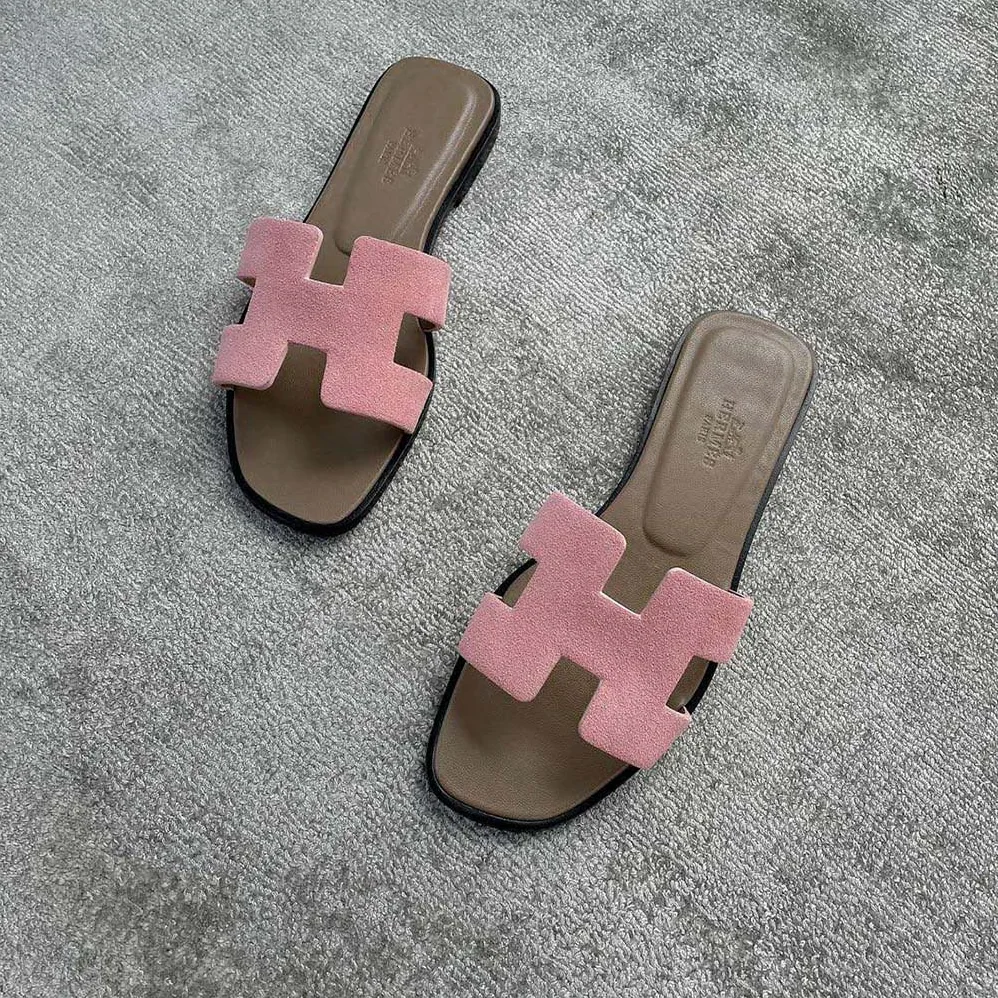 Hermes Oran Sandal in Suede Goatskin for Women in Rose Hermes Oran Sandal in Suede Goatskin for Women in Rose