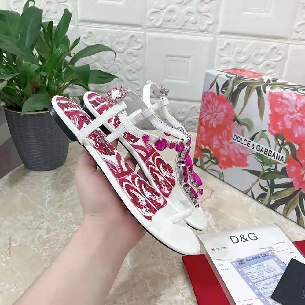 Dolce Gabbana D&G Patent Leather Thong Sandals for Women Dolce Gabbana D&G Patent Leather Thong Sandals for Women