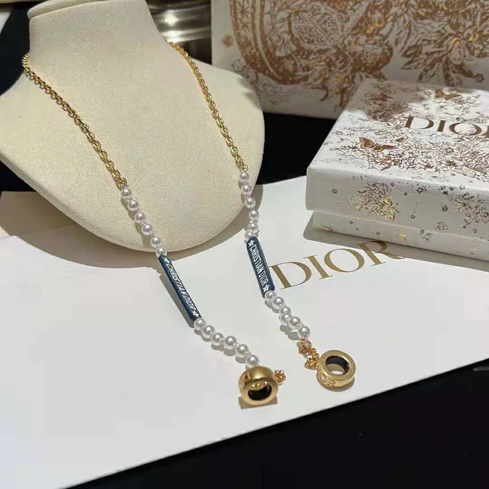 Dior D-Vibe Necklace for Headphones Gold for Women in Finish Metal Dior D-Vibe Necklace for Headphones Gold for Women in Finish Metal