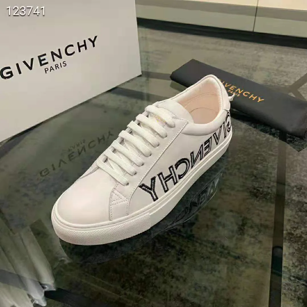Givenchy Givenchy Reverse Sneakers in Leather for Men in White Givenchy Givenchy Reverse Sneakers in Leather for Men in White