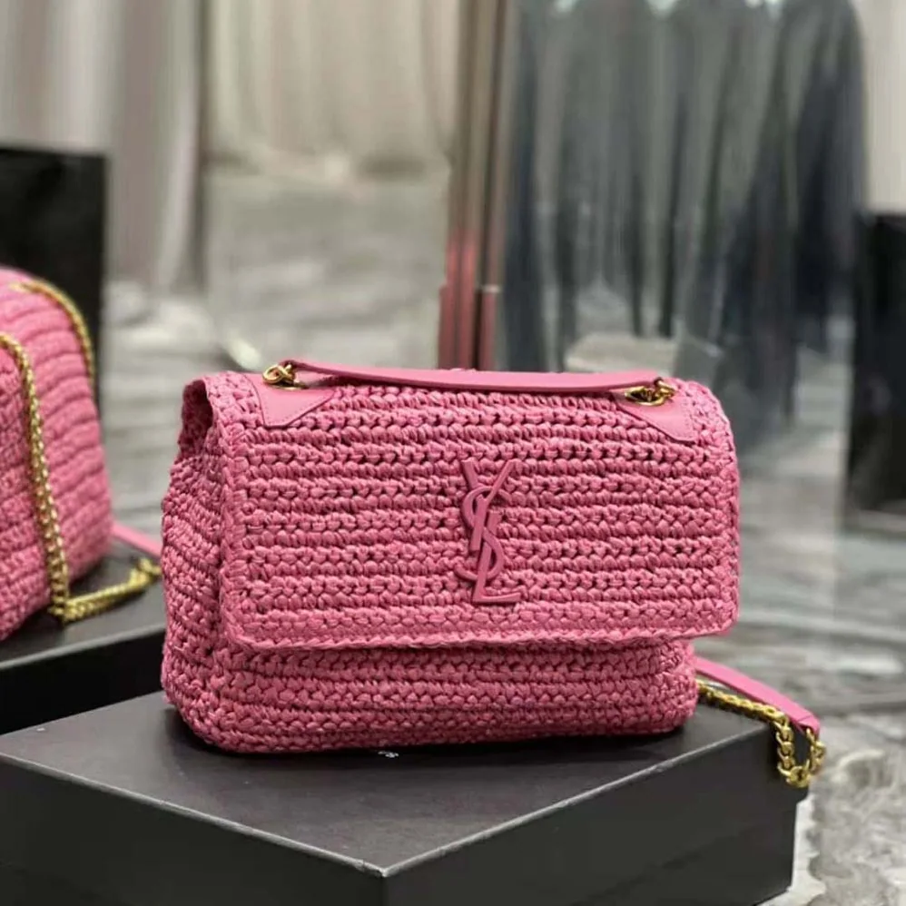 Saint Laurent YSL Niki Medium Chain Bag in Raffia and Leather for Women in Pink Saint Laurent YSL Niki Medium Chain Bag in Raffia and Leather for Women in Pink