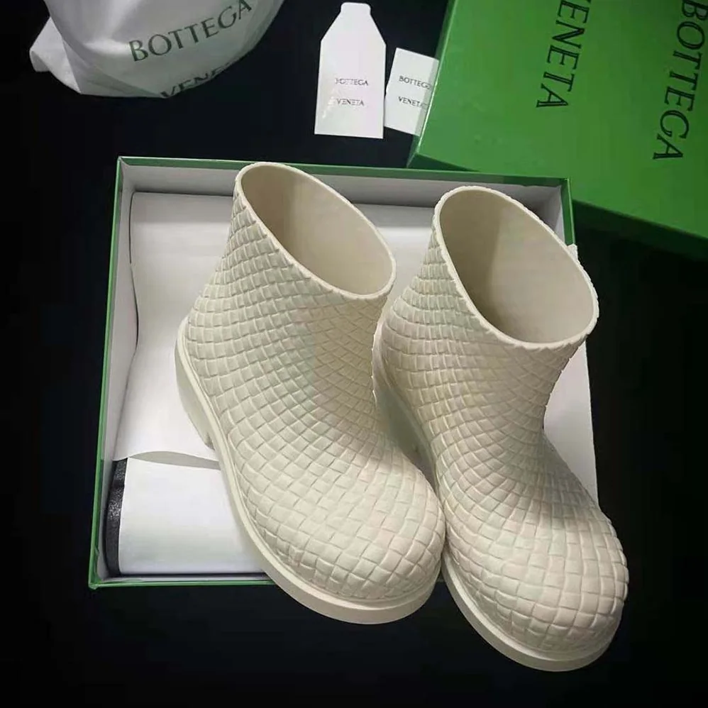 Bottega Veneta Fireman Ankle Boot for Unisex in White