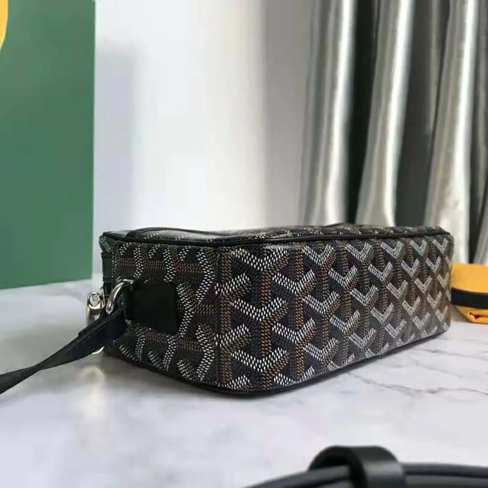Goyard Cap-vert Pm Bag for Unisex in Black Goyard Cap-vert Pm Bag for Unisex in Black