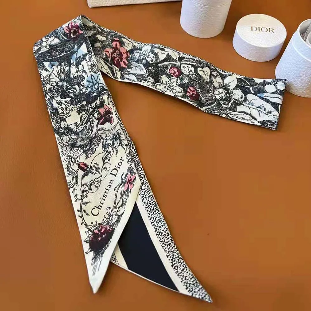 Dior Jardin Magique Mitzah Scarf Blue Multicolor Silk Twill for Women Dior Jardin Magique Mitzah Scarf Blue Multicolor Silk Twill for Women