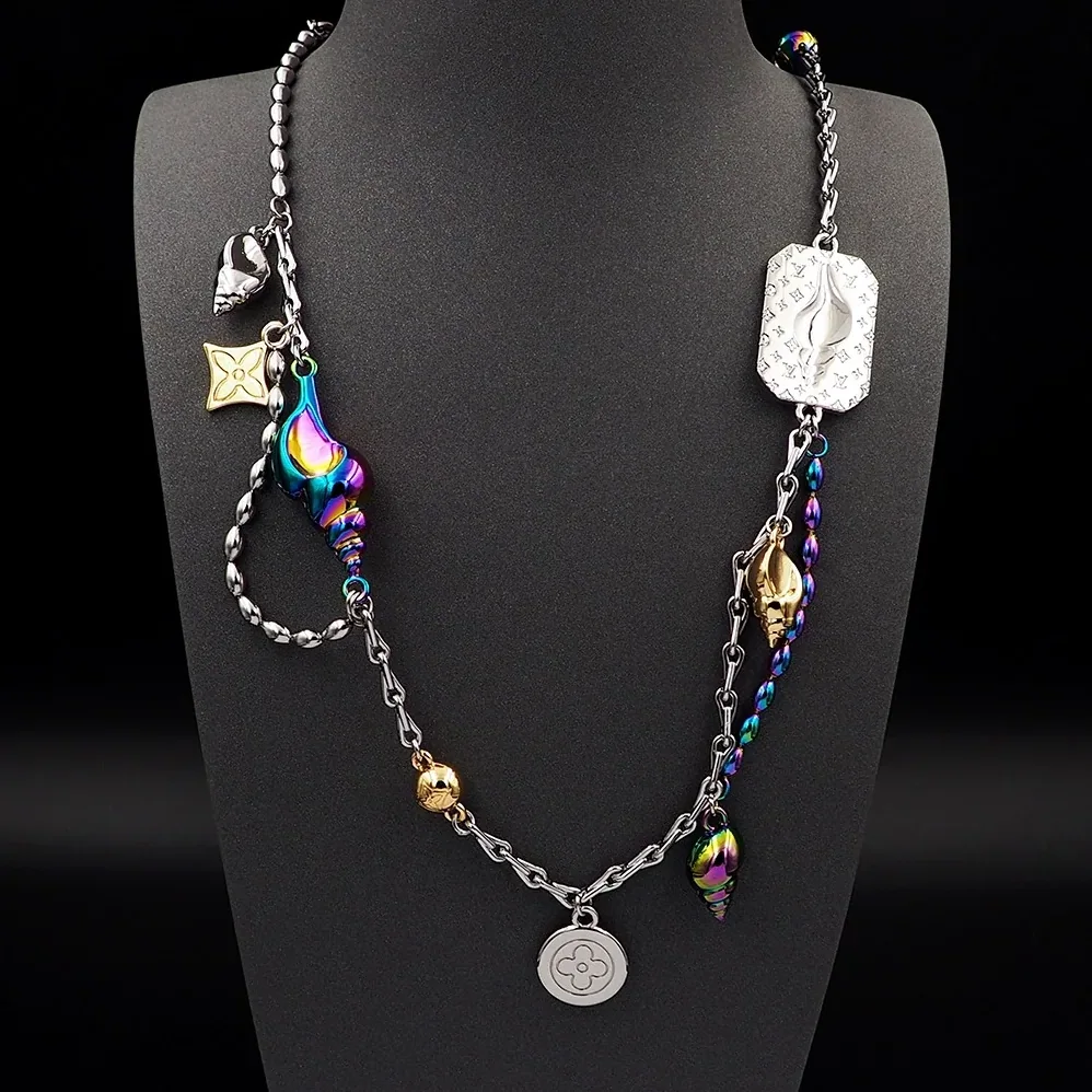 Louis Vuitton Shell Necklace Silver Louis Vuitton Shell Necklace Silver