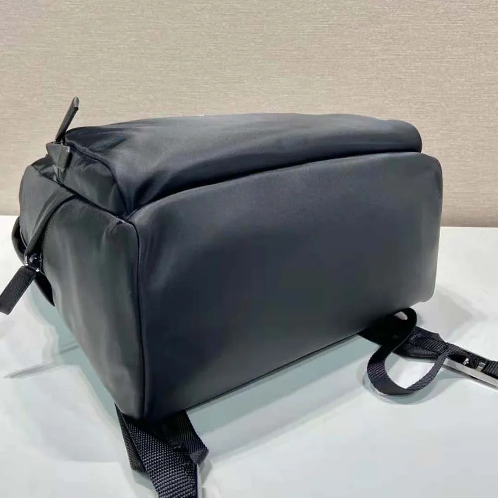 Prada Re-Nylon and Saffiano Leather Backpack for Men in Black Prada Re-Nylon and Saffiano Leather Backpack for Men in Black