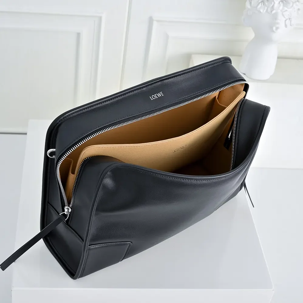 Loewe Large Amazona 180 Bag in Soft Calfskin for Women in Black Loewe Large Amazona 180 Bag in Soft Calfskin for Women in Black