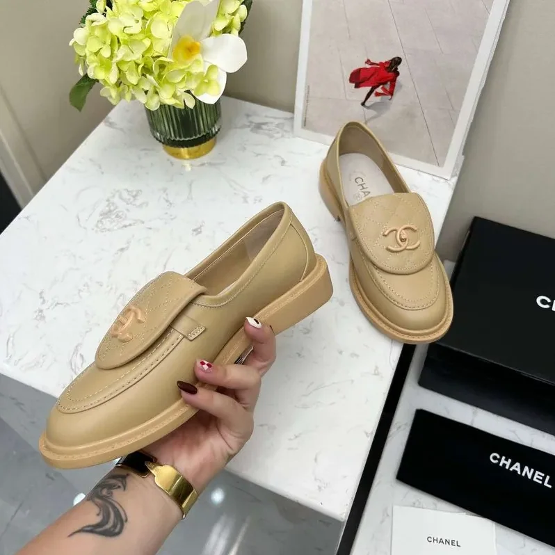 Chanel Moccasins Beige Chanel Moccasins Beige