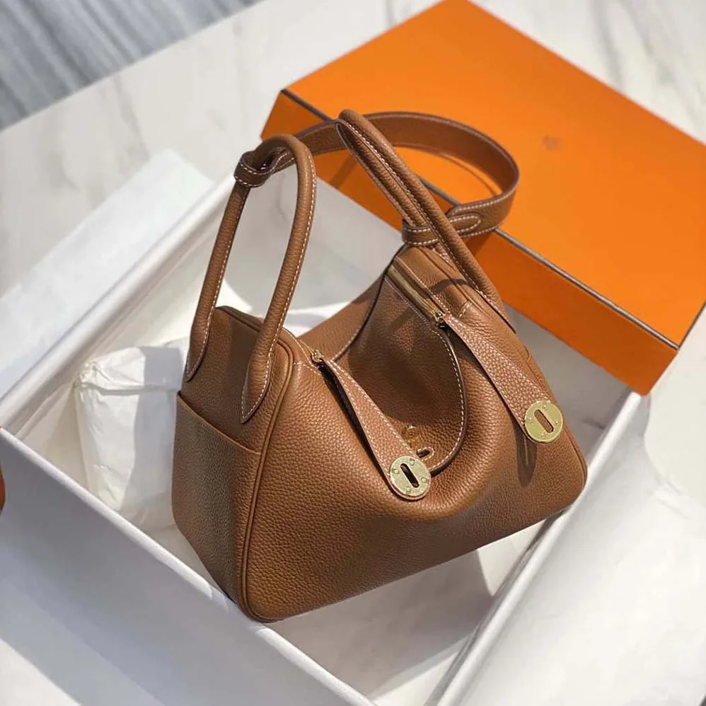 Hermes Lindy 26 in Clemence Leather for Women in Brown Hermes Lindy 26 in Clemence Leather for Women in Brown