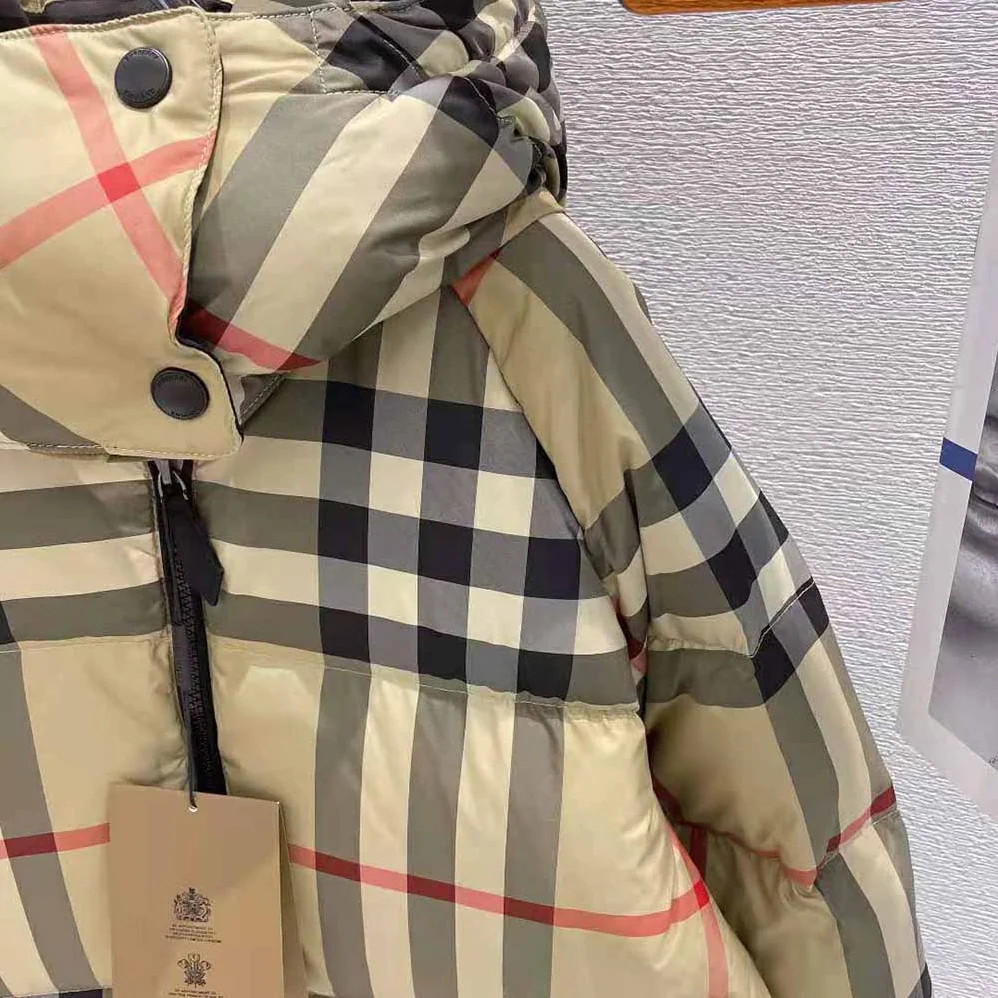 Burberry Detachable Hood Check Recycled Polyester Puffer Jacket for Women