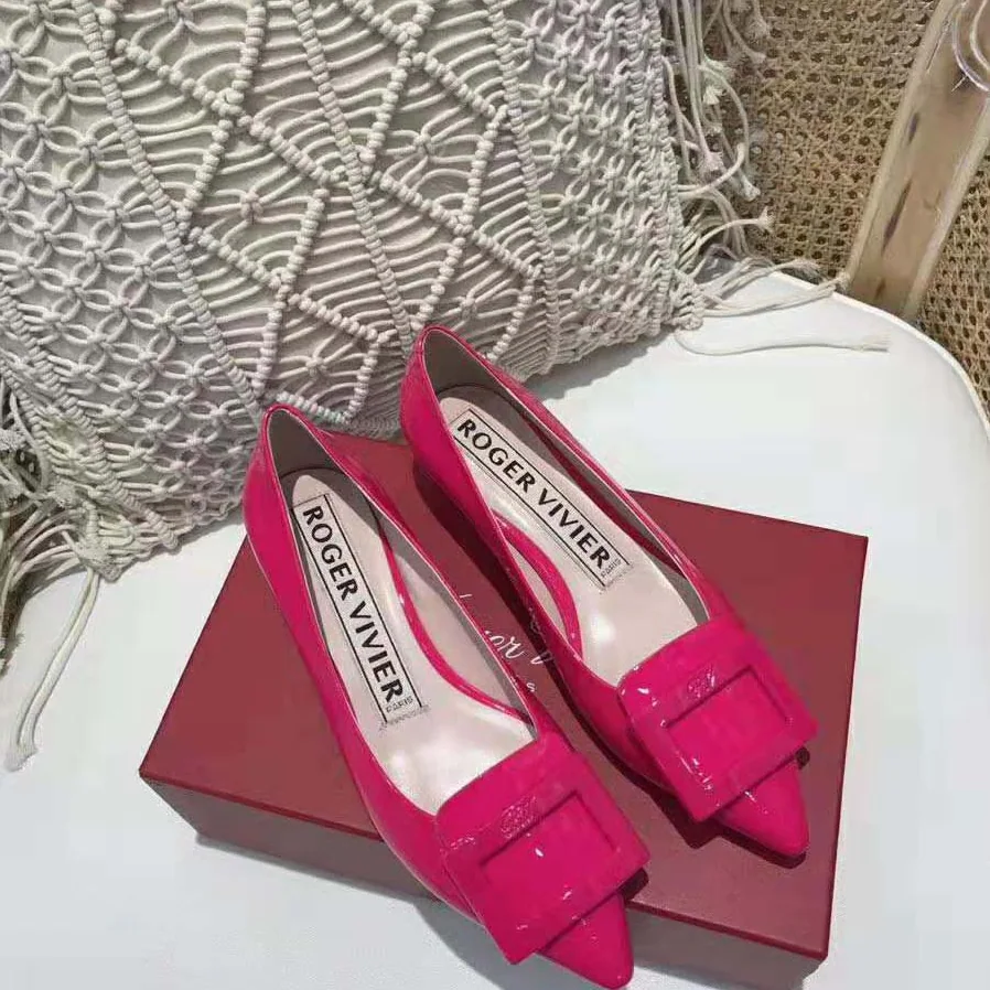 Roger Vivier Gommettine Ballerinas for Women in Rose