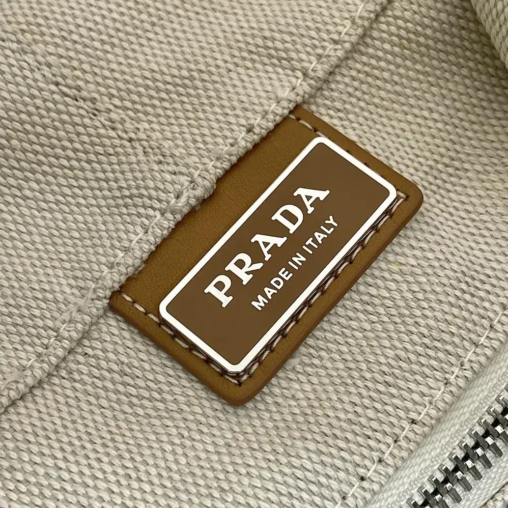 Prada Linen Blend Drawstring Duffel Bag for Unisex in White Prada Linen Blend Drawstring Duffel Bag for Unisex in White