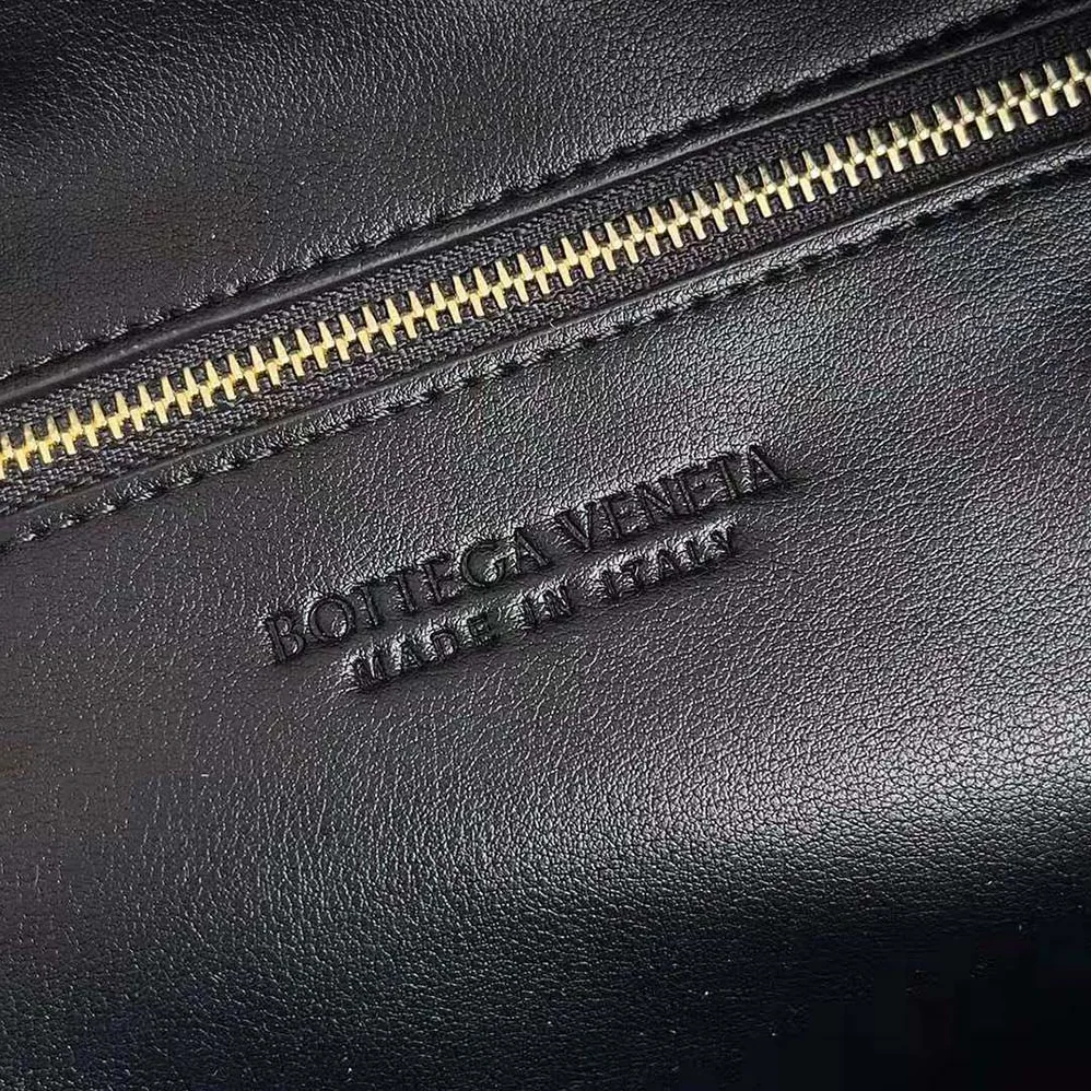 Bottega Veneta Small Jodie Intrecciato Leather Shoulder Bag for Women in Black Bottega Veneta Small Jodie Intrecciato Leather Shoulder Bag for Women in Black