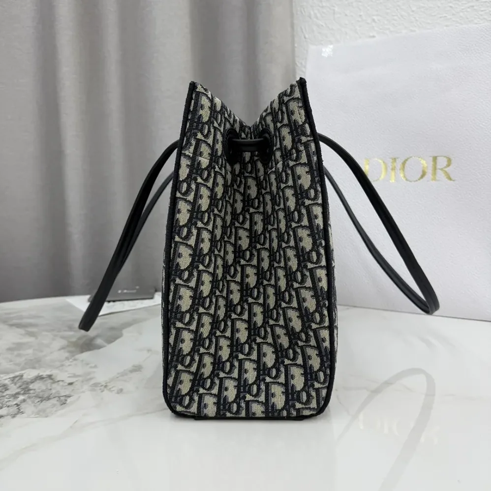 Dior Medium Shopping Bag Blue Dior Oblique Jacquard for Women