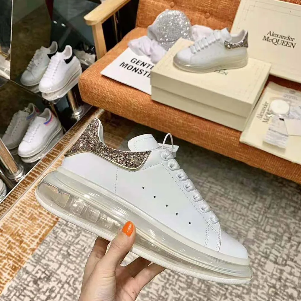 Alexander Mcqueen White Smooth Calf Leather Oversized Sneaker for Women Alexander Mcqueen White Smooth Calf Leather Oversized Sneaker for Women
