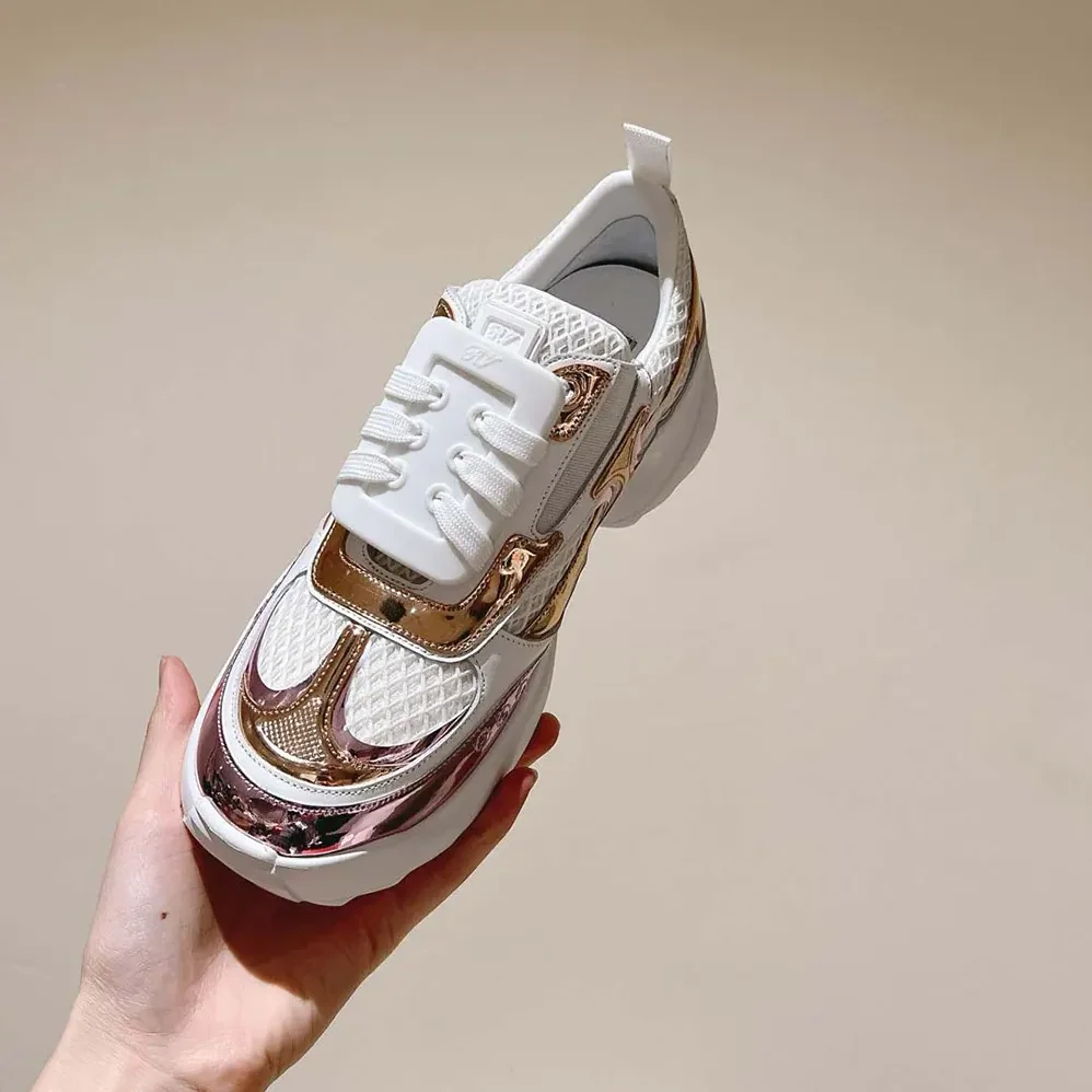 Roger Vivier Viv' on the Run Sneakers in Leather and Fabric for Women in Pink Roger Vivier Viv' on the Run Sneakers in Leather and Fabric for Women in Pink