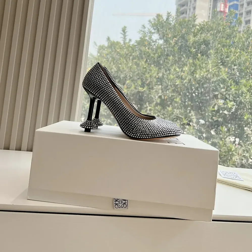 Loewe Toy Pump in Suede and Allover Rhinestones for Women in Black Loewe Toy Pump in Suede and Allover Rhinestones for Women in Black